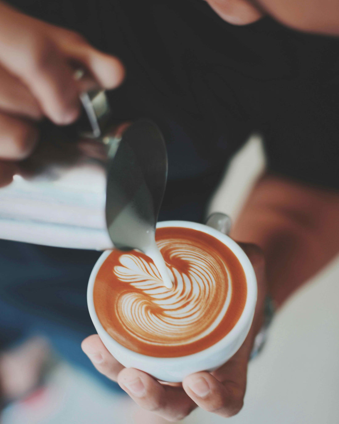 Sorprende con estos cafés de barista en casa